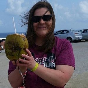 Meet your Posher, Ellen